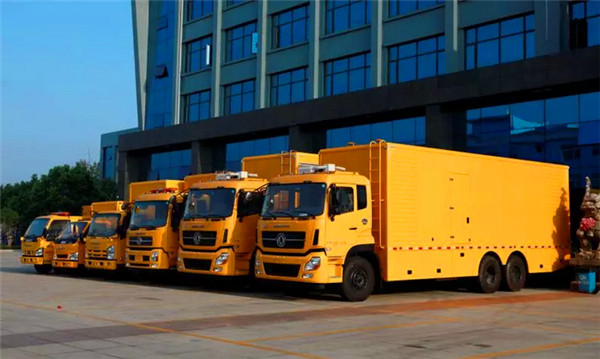程力垃圾車,垃圾車價格,環衛垃圾車